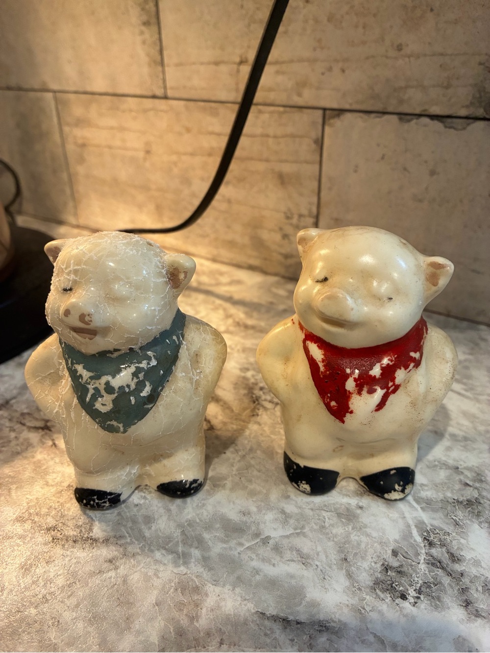 Vintage shawnee Ceramic Pig Salt and Pepper Shakers -
